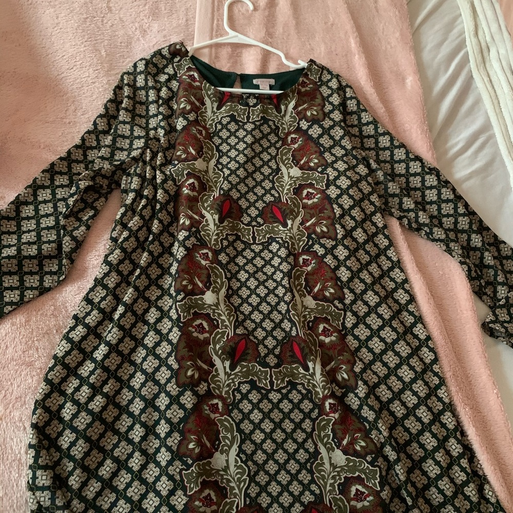 Fully printer green dress